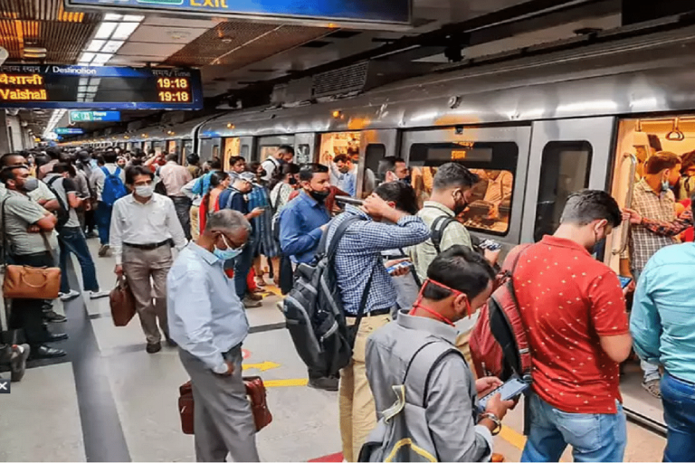 Delhi Metro: DMRC Breaks Recent Record Of Highest Passenger-Journeys, Registers Over 71 Lakh Commuters