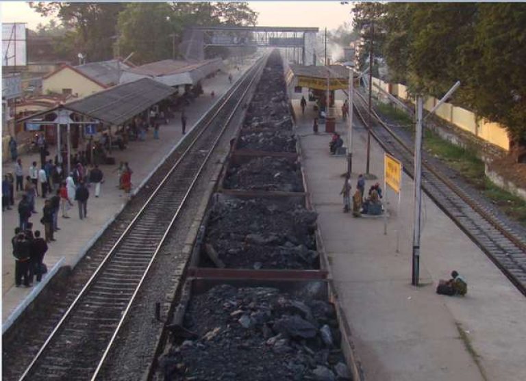Railways Cancels Over 750 Passenger Trains Till May 24, Despatches 1.62 Million Ton Coal To Power Plants On Friday