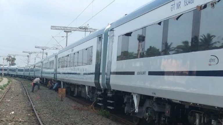 Indian Railways’ Vande Bharat Express Notches Another Achievement; Breaks Speed Record, Wins Award