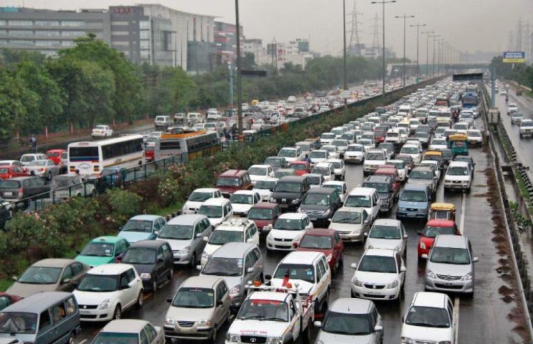 Bengaluru: Amid Rising Citizen Concerns, Transport Minister Denies Carpooling Ban In The City