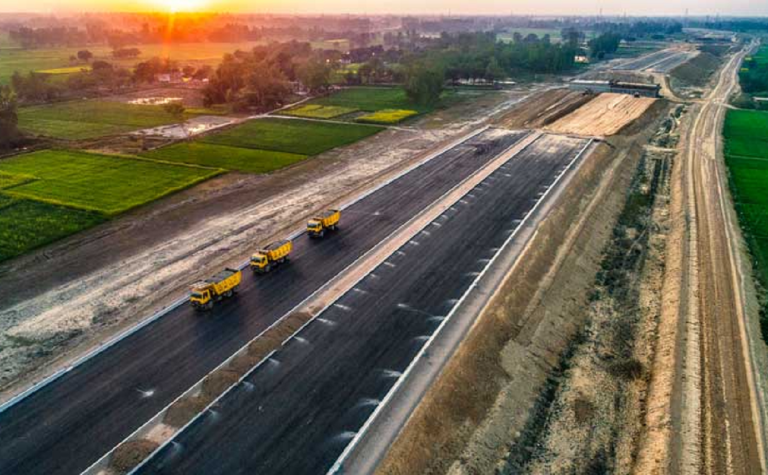 Lucknow – Kanpur Expressway: In A First, NHAI To Use 3D AMG Tech To Double Construction Speed