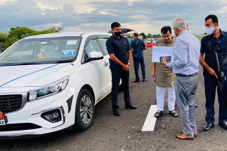 Union Minister Nitin Gadkari Travels At 170 Kmph On Delhi – Mumbai Expressway