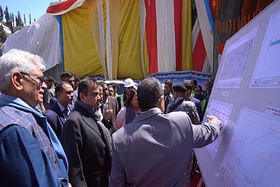 Kashmir: Union Minister Gadkari Inspects Strategically Crucial Z-Morh Tunnel