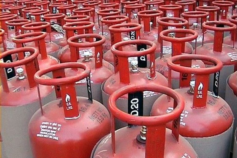 Explained: Why The Cut In LPG Prices Is NOT Really A ‘Freebie’ For Consumers