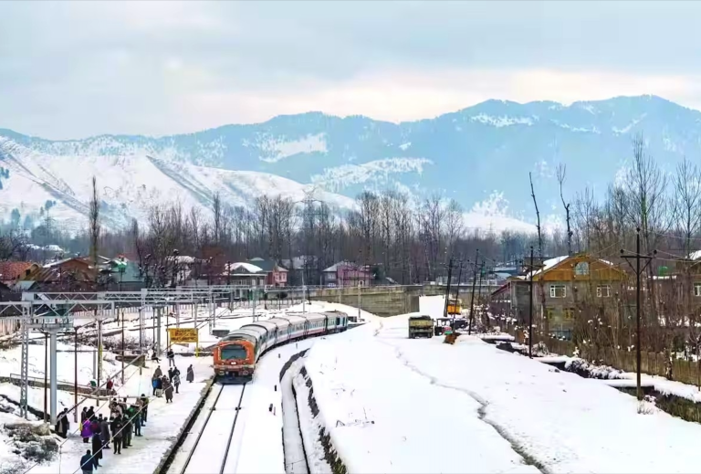 Udhampur-Srinagar-Baramulla Rail Link: Indian Railways Comes Up With Innovative Solutions To Defy Freezing Water And Fuel In Winter
