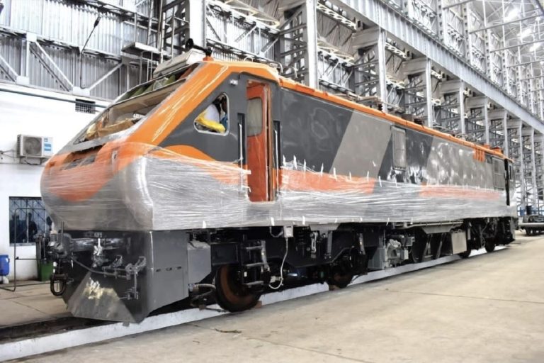 Indian Railways Floats Tender For Manufacturing 600 Push-Pull Locos At BLW Varanasi